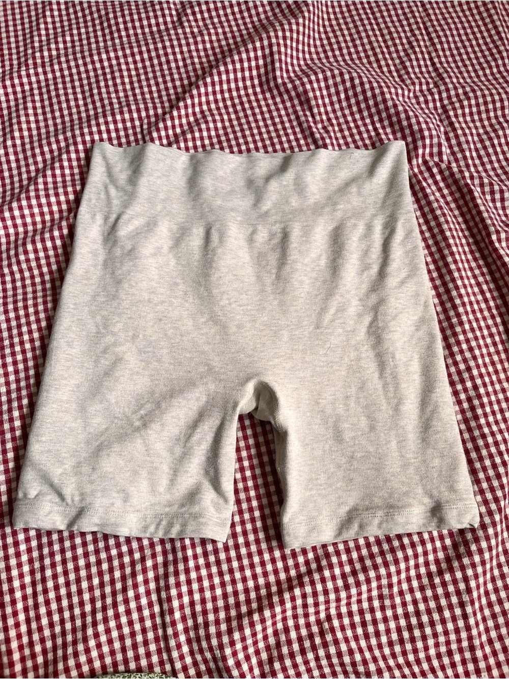 Kindred Bravely Cream Maternity Athletic Shorts - Picture 5 of 8